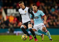 NG体育-今晨突围战来临，尤文图斯围绕英超官宣签约，质疑声仍在，身体对抗强度拉满(尤文图斯守门员布冯)